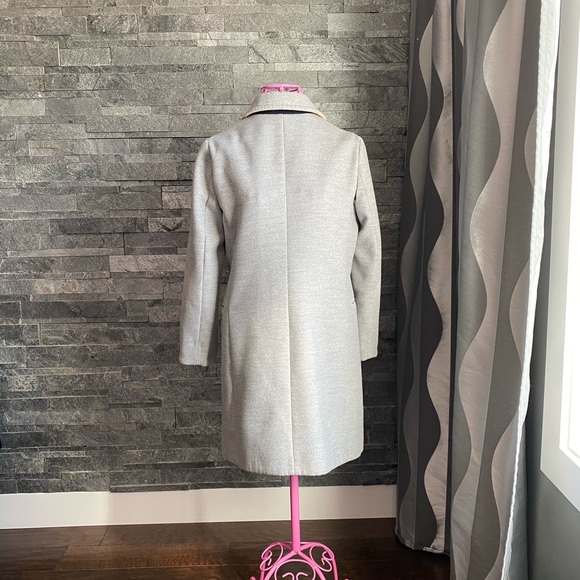 Grey coat - Picture 2 of 3